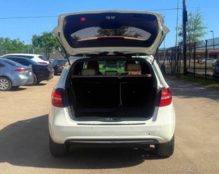 Белый Мерседес Б-класс, объемом двигателя 0 л и пробегом 75 тыс. км за 9900 $, фото 13 на Automoto.ua