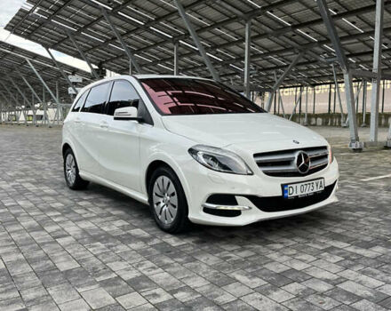 Мерседес Б-класс 2015 в Львове на Automoto.ua Белый Мерседес Б-класс, объемом двигателя 0 л и пробегом 83 тыс. км за 9800 $, фото 2 на Automoto.ua