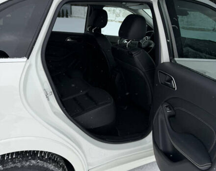 Білий Мерседес Б-клас, об'ємом двигуна 0 л та пробігом 99 тис. км за 10200 $, фото 19 на Automoto.ua