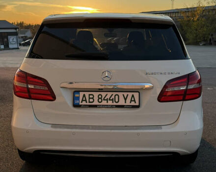 Белый Мерседес Б-класс, объемом двигателя 0 л и пробегом 81 тыс. км за 10950 $, фото 74 на Automoto.ua