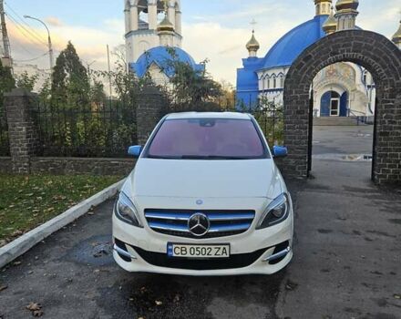 Белый Мерседес Б-класс, объемом двигателя 0 л и пробегом 86 тыс. км за 10800 $, фото 7 на Automoto.ua