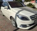 Білий Мерседес Б-клас, об'ємом двигуна 0 л та пробігом 100 тис. км за 9500 $, фото 1 на Automoto.ua