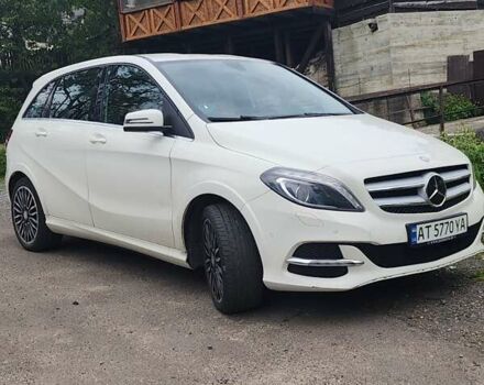 Белый Мерседес Б-класс, объемом двигателя 0 л и пробегом 123 тыс. км за 10900 $, фото 8 на Automoto.ua