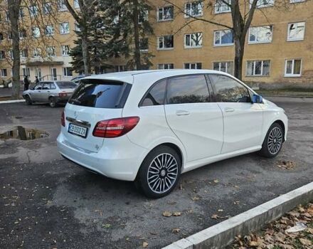 Белый Мерседес Б-класс, объемом двигателя 0 л и пробегом 86 тыс. км за 10800 $, фото 8 на Automoto.ua