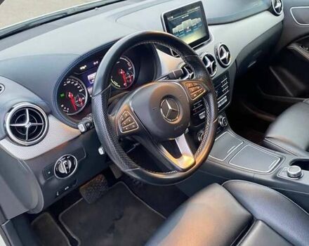 Мерседес Б-класс 2015 в Ковель на Automoto.ua Белый Мерседес Б-класс, объемом двигателя 0 л и пробегом 110 тыс. км за 9600 $, фото 17 на Automoto.ua