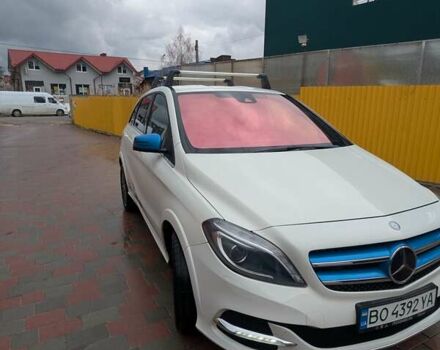 Білий Мерседес Б-клас, об'ємом двигуна 0 л та пробігом 134 тис. км за 10300 $, фото 2 на Automoto.ua