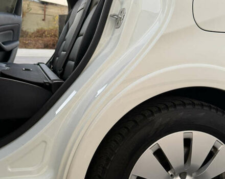 Белый Мерседес Б-класс, объемом двигателя 0 л и пробегом 81 тыс. км за 10950 $, фото 27 на Automoto.ua