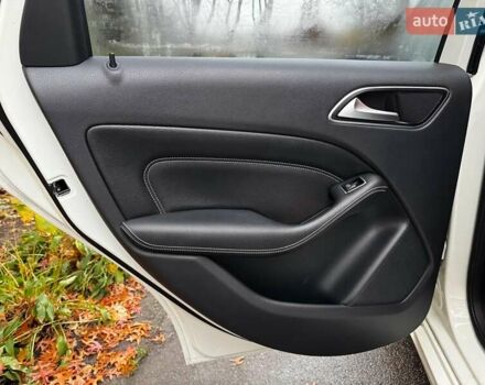 Белый Мерседес Б-класс, объемом двигателя 0 л и пробегом 120 тыс. км за 9440 $, фото 22 на Automoto.ua