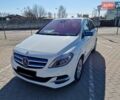 Белый Мерседес Б-класс, объемом двигателя 0 л и пробегом 135 тыс. км за 10700 $, фото 1 на Automoto.ua