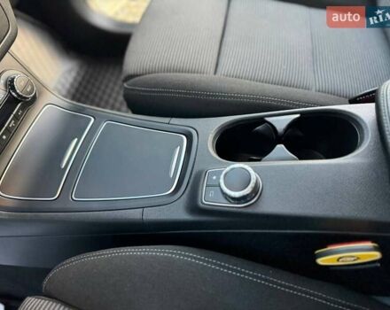 Белый Мерседес Б-класс, объемом двигателя 0 л и пробегом 82 тыс. км за 9800 $, фото 38 на Automoto.ua