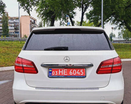 Белый Мерседес Б-класс, объемом двигателя 0 л и пробегом 93 тыс. км за 9499 $, фото 14 на Automoto.ua