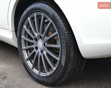 Білий Мерседес Б-клас, об'ємом двигуна 0 л та пробігом 104 тис. км за 10799 $, фото 12 на Automoto.ua