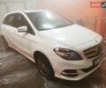 Белый Мерседес Б-класс, объемом двигателя 0 л и пробегом 140 тыс. км за 9500 $, фото 1 на Automoto.ua