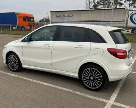 Мерседес Б-класс 2015 в Ковель на Automoto.ua Белый Мерседес Б-класс, объемом двигателя 0 л и пробегом 110 тыс. км за 9600 $, фото 5 на Automoto.ua