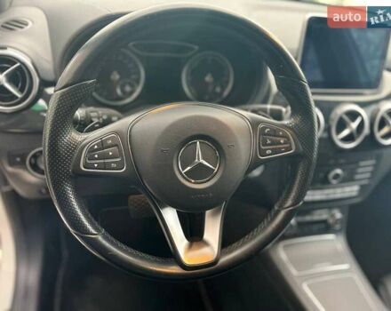 Белый Мерседес Б-класс, объемом двигателя 0 л и пробегом 104 тыс. км за 11300 $, фото 26 на Automoto.ua