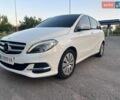 Белый Мерседес Б-класс, объемом двигателя 0 л и пробегом 115 тыс. км за 10100 $, фото 1 на Automoto.ua