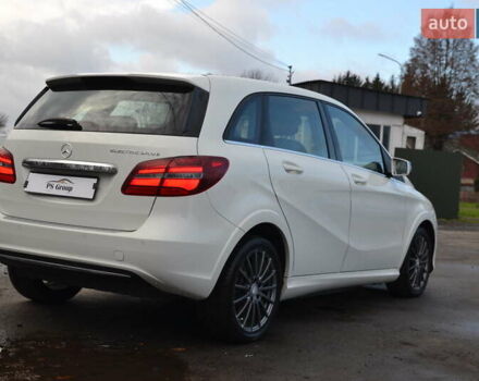 Білий Мерседес Б-клас, об'ємом двигуна 0 л та пробігом 104 тис. км за 10799 $, фото 7 на Automoto.ua