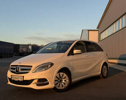 Белый Мерседес Б-класс, объемом двигателя 0 л и пробегом 81 тыс. км за 10950 $, фото 9 на Automoto.ua