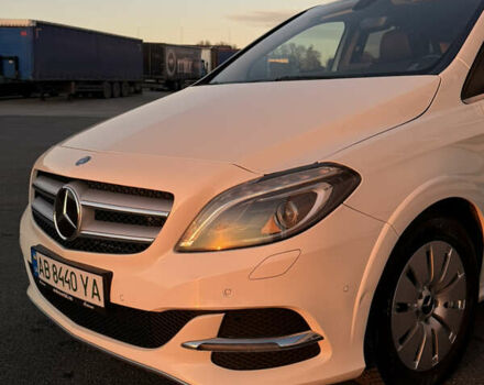 Белый Мерседес Б-класс, объемом двигателя 0 л и пробегом 81 тыс. км за 10950 $, фото 78 на Automoto.ua