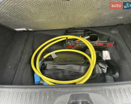 Белый Мерседес Б-класс, объемом двигателя 0 л и пробегом 103 тыс. км за 9500 $, фото 31 на Automoto.ua