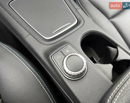 Білий Мерседес Б-клас, об'ємом двигуна 0 л та пробігом 54 тис. км за 11800 $, фото 24 на Automoto.ua