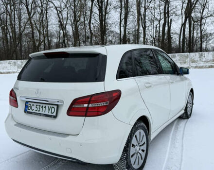 Білий Мерседес Б-клас, об'ємом двигуна 0 л та пробігом 99 тис. км за 10200 $, фото 5 на Automoto.ua