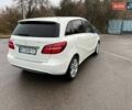 Белый Мерседес Б-класс, объемом двигателя 0 л и пробегом 104 тыс. км за 11300 $, фото 2 на Automoto.ua