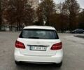 Білий Мерседес Б-клас, об'ємом двигуна 0 л та пробігом 157 тис. км за 9750 $, фото 41 на Automoto.ua