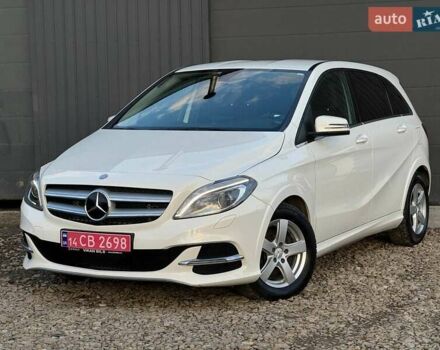 Белый Мерседес Б-класс, объемом двигателя 0 л и пробегом 82 тыс. км за 9800 $, фото 12 на Automoto.ua