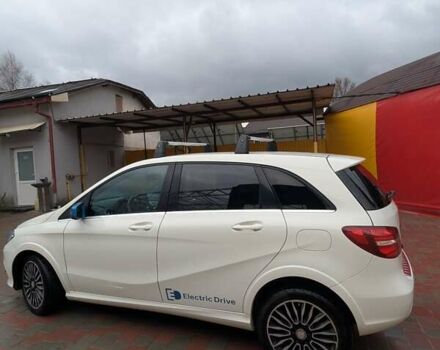 Білий Мерседес Б-клас, об'ємом двигуна 0 л та пробігом 134 тис. км за 10300 $, фото 8 на Automoto.ua