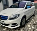 Білий Мерседес Б-клас, об'ємом двигуна 0 л та пробігом 139 тис. км за 10500 $, фото 1 на Automoto.ua