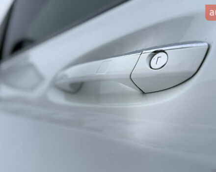 Белый Мерседес Б-класс, объемом двигателя 2.14 л и пробегом 236 тыс. км за 12600 $, фото 13 на Automoto.ua