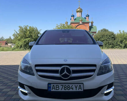 Белый Мерседес Б-класс, объемом двигателя 0 л и пробегом 159 тыс. км за 9700 $, фото 1 на Automoto.ua
