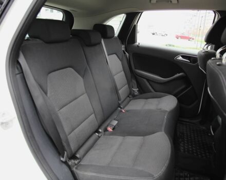 Белый Мерседес Б-класс, объемом двигателя 0 л и пробегом 158 тыс. км за 9500 $, фото 8 на Automoto.ua