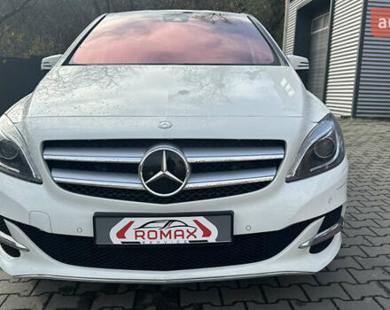 Белый Мерседес Б-класс, объемом двигателя 0 л и пробегом 72 тыс. км за 9400 $, фото 2 на Automoto.ua