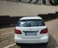 Белый Мерседес Б-класс, объемом двигателя 0 л и пробегом 120 тыс. км за 10500 $, фото 7 на Automoto.ua
