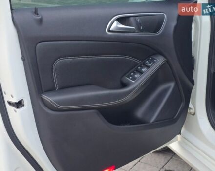 Білий Мерседес Б-клас, об'ємом двигуна 0 л та пробігом 115 тис. км за 9899 $, фото 24 на Automoto.ua