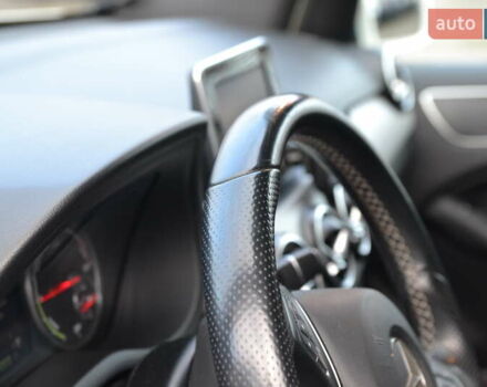 Білий Мерседес Б-клас, об'ємом двигуна 0 л та пробігом 104 тис. км за 10799 $, фото 18 на Automoto.ua