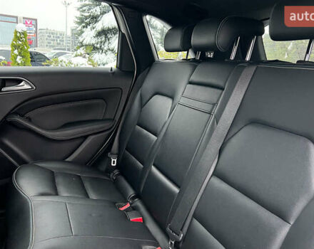 Белый Мерседес Б-класс, объемом двигателя 0 л и пробегом 146 тыс. км за 11700 $, фото 19 на Automoto.ua