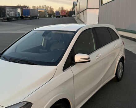 Белый Мерседес Б-класс, объемом двигателя 0 л и пробегом 81 тыс. км за 10950 $, фото 21 на Automoto.ua