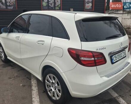 Белый Мерседес Б-класс, объемом двигателя 0 л и пробегом 87 тыс. км за 11500 $, фото 7 на Automoto.ua