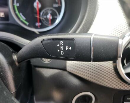 Белый Мерседес Б-класс, объемом двигателя 0 л и пробегом 123 тыс. км за 10900 $, фото 24 на Automoto.ua