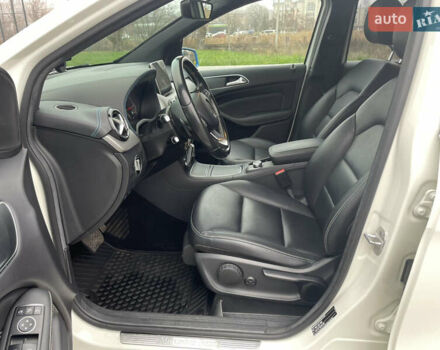 Белый Мерседес Б-класс, объемом двигателя 0 л и пробегом 103 тыс. км за 9500 $, фото 21 на Automoto.ua