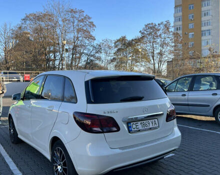 Белый Мерседес Б-класс, объемом двигателя 0 л и пробегом 70 тыс. км за 11500 $, фото 2 на Automoto.ua