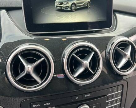 Белый Мерседес Б-класс, объемом двигателя 0 л и пробегом 65 тыс. км за 13500 $, фото 11 на Automoto.ua