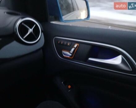 Белый Мерседес Б-класс, объемом двигателя 0 л и пробегом 104 тыс. км за 11300 $, фото 43 на Automoto.ua