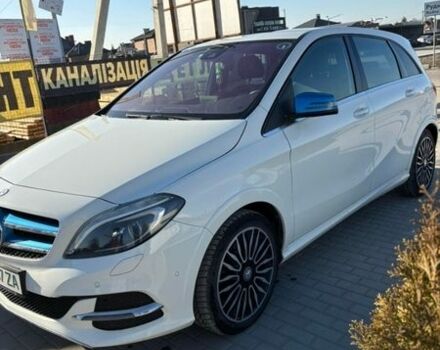 Білий Мерседес Б-клас, об'ємом двигуна 0 л та пробігом 90 тис. км за 10300 $, фото 5 на Automoto.ua