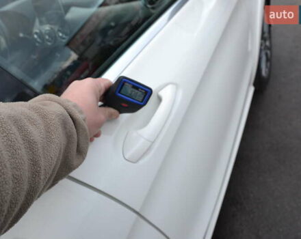 Білий Мерседес Б-клас, об'ємом двигуна 0 л та пробігом 104 тис. км за 10799 $, фото 43 на Automoto.ua