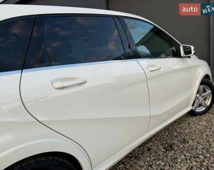 Белый Мерседес Б-класс, объемом двигателя 0 л и пробегом 82 тыс. км за 9800 $, фото 20 на Automoto.ua