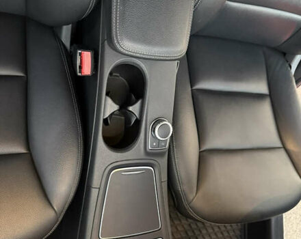 Белый Мерседес Б-класс, объемом двигателя 0 л и пробегом 81 тыс. км за 10950 $, фото 56 на Automoto.ua